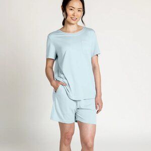 NEW🆕️ 2 Piece Short Pajama Set in SKY BLUE. by UNDERSTANCE. Super Comfy Size XL